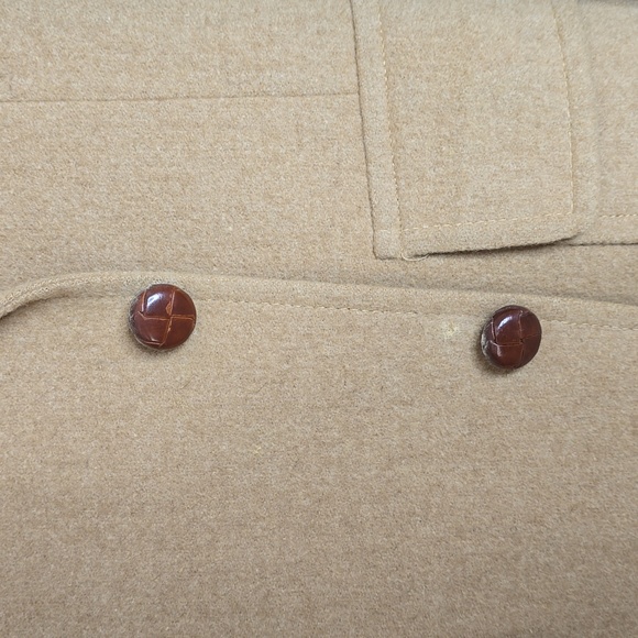 Fredrick and NelsonVery good condition. No rips, holes or tears. - Picture 2 of 10